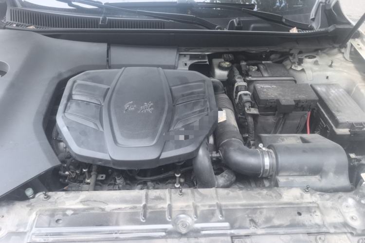 Used Hongqi HS5 2019 2.0T Smart Connect Flagship All-Wheel-Drive Version Engine Bay