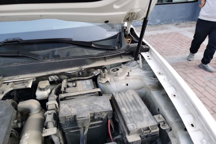 Used Hongqi HS5 2019 2.0T Smart Connect Flagship Edition Engine Bay Left