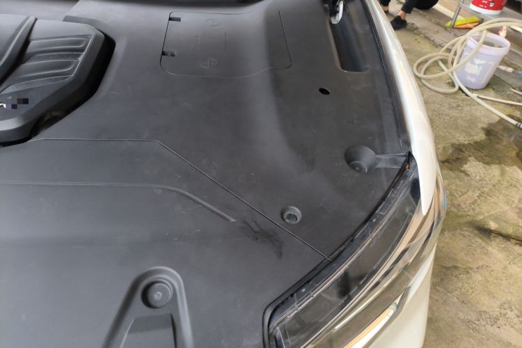 Used Hongqi HS5 2019 2.0T Smart Connect Flagship Edition Engine Bay Left