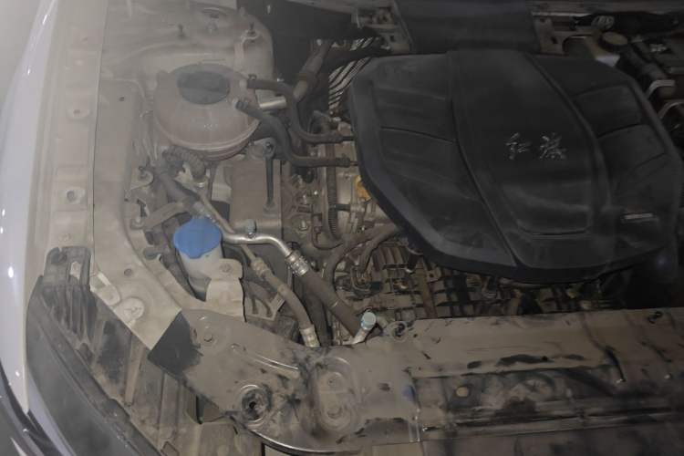 Used Hongqi HS5 2019 2.0T Smart Connect Flagship Edition Engine Bay Right