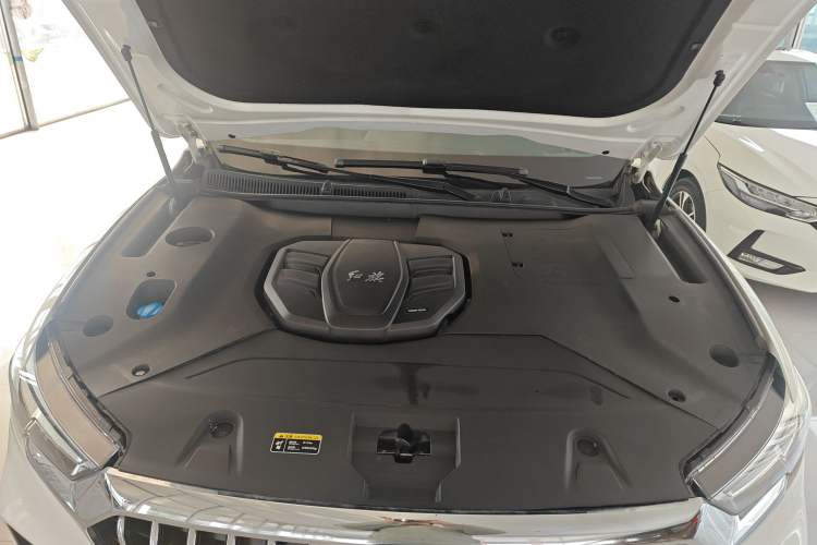 Used Hongqi HS5 2019 2.0T Smart Connect Flagship Edition Engine Bay