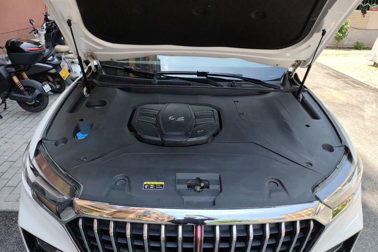 Used Hongqi HS5 2019 2.0T Smart Connect Flagship Edition Engine Bay