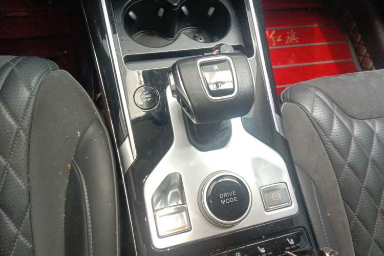 Used Hongqi HS5 2019 2.0T Smart Connect Flagship All-Wheel-Drive Version Gear Lever