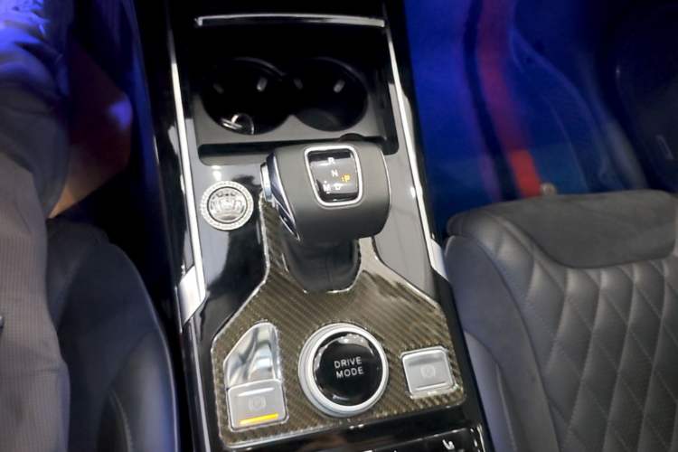 Used Hongqi HS5 2019 2.0T Smart Connect Flagship Edition Gear Lever
