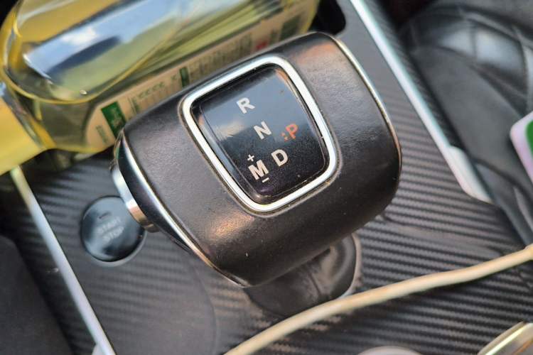 Used Hongqi HS5 2019 2.0T Smart Connect Flagship Edition Gear Lever