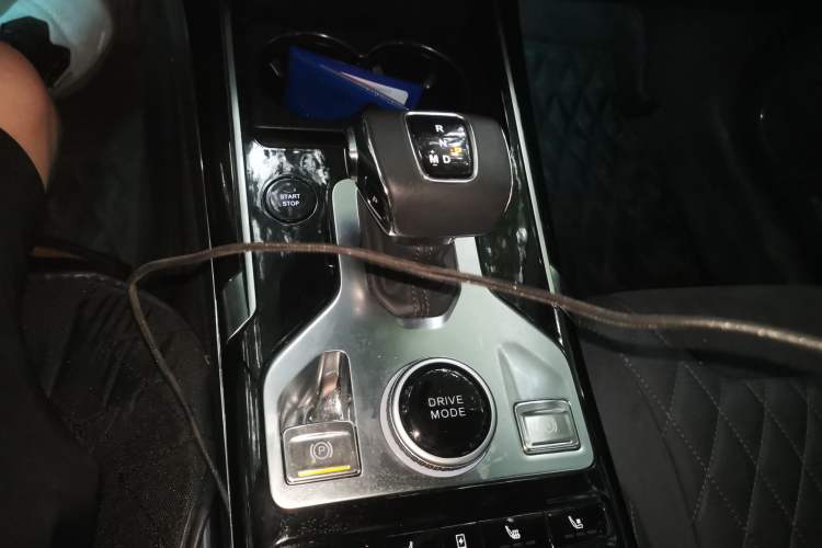 Used Hongqi HS5 2019 2.0T Smart Connect Flagship Edition Gear Lever