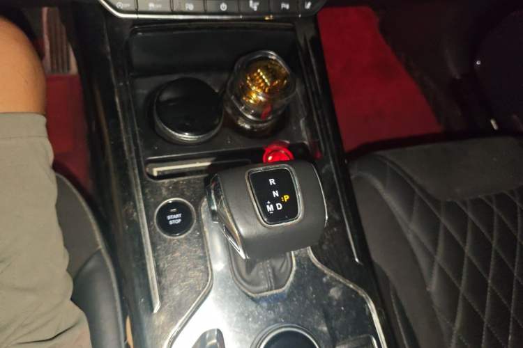 Used Hongqi HS5 2019 2.0T Smart Connect Flagship Edition Gear Lever