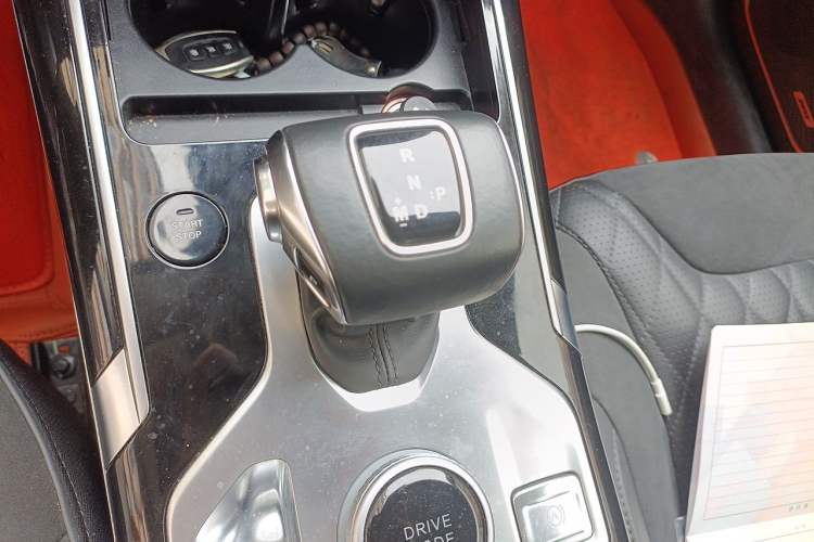 Used Hongqi HS5 2019 2.0T Smart Connect Flagship All-Wheel-Drive Version Gear Lever