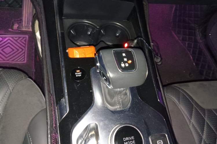Used Hongqi HS5 2019 2.0T Smart Connect Flagship Edition Gear Lever