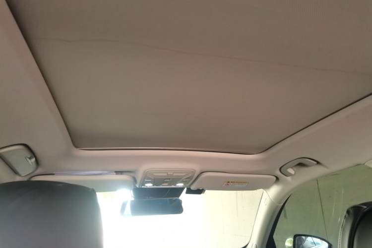 Used Hongqi HS5 2019 2.0T Smart Connect Flagship All-Wheel-Drive Version Headliner