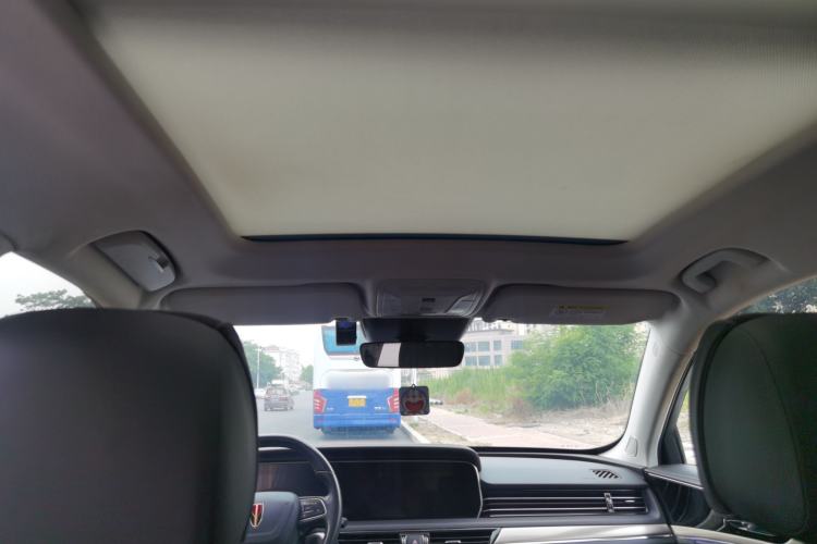 Used Hongqi HS5 2019 2.0T Smart Connect Flagship All-Wheel-Drive Version Headliner