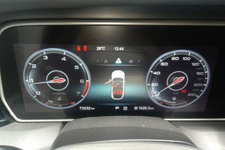 Used Hongqi HS5 2019 2.0T Smart Connect Flagship All-Wheel-Drive Version Instrument Cluster