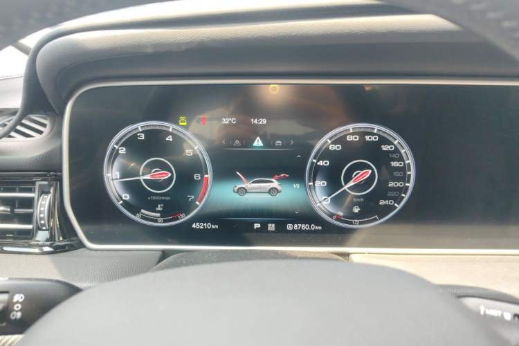 Used Hongqi HS5 2019 2.0T Smart Connect Flagship All-Wheel-Drive Version Instrument Cluster