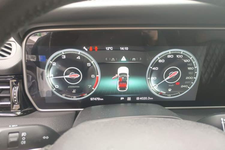 Used Hongqi HS5 2019 2.0T Smart Connect Flagship All-Wheel-Drive Version Instrument Cluster