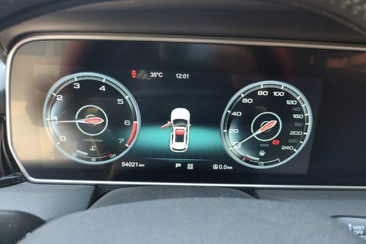 Used Hongqi HS5 2019 2.0T Smart Connect Flagship Edition Instrument Cluster
