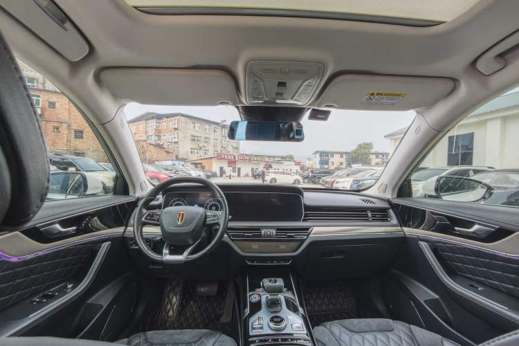 Used Hongqi HS5 2019 2.0T Smart Connect Flagship Edition Interior 1