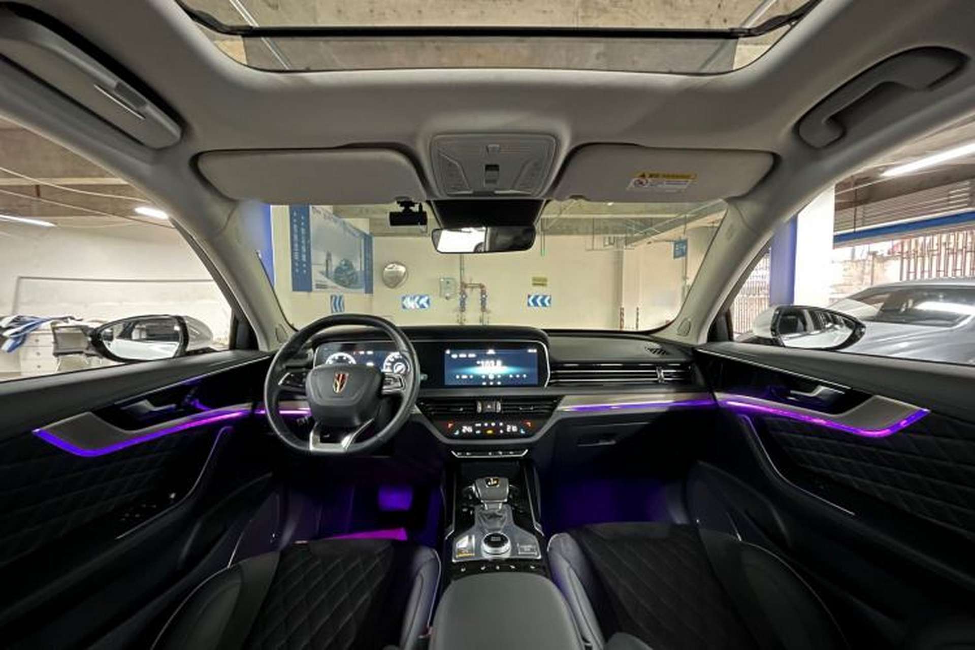 Used Hongqi HS5 2019 2.0T Smart Connect Flagship Edition Interior 1