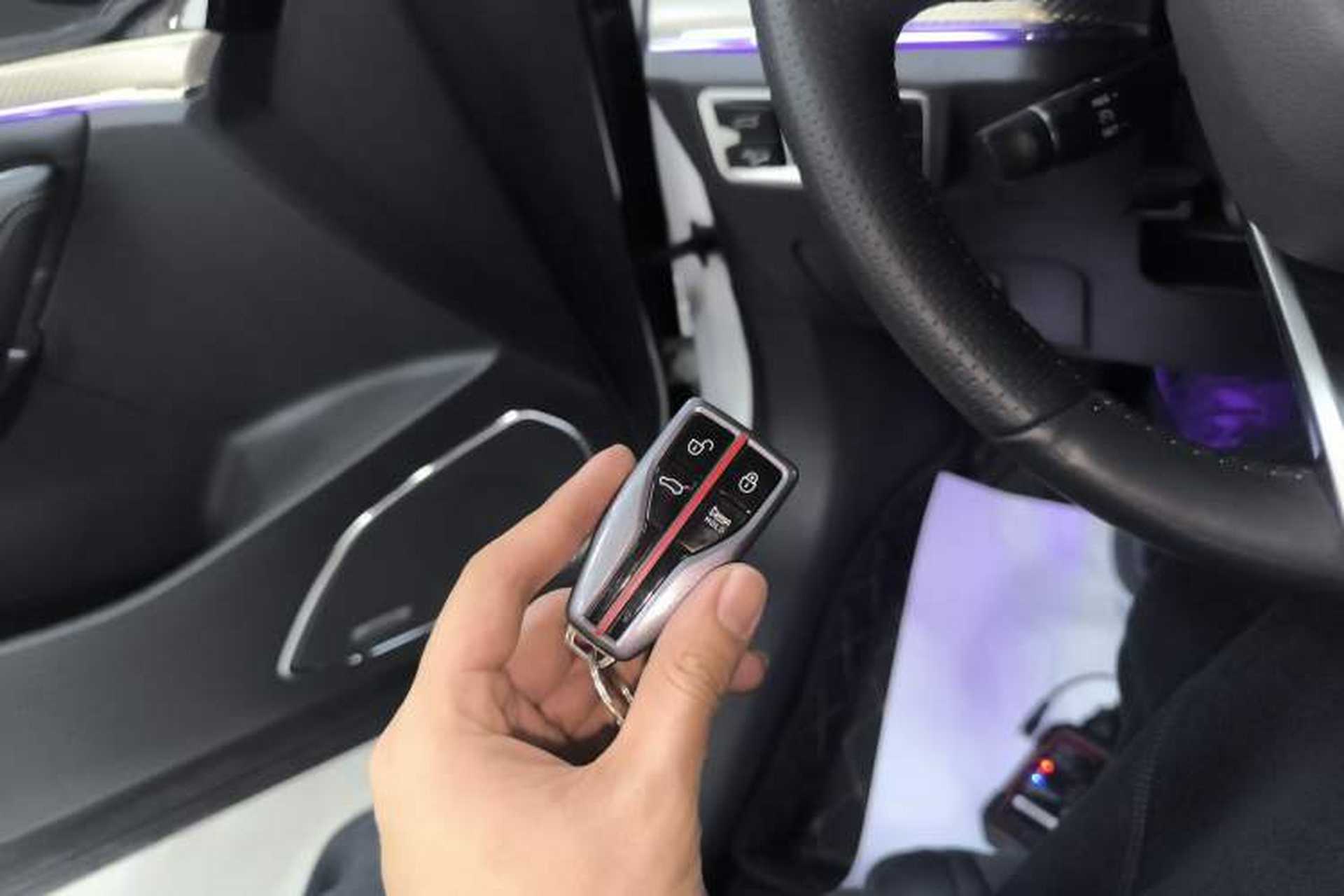 Used Hongqi HS5 2019 2.0T Smart Connect Flagship Edition Interior 1