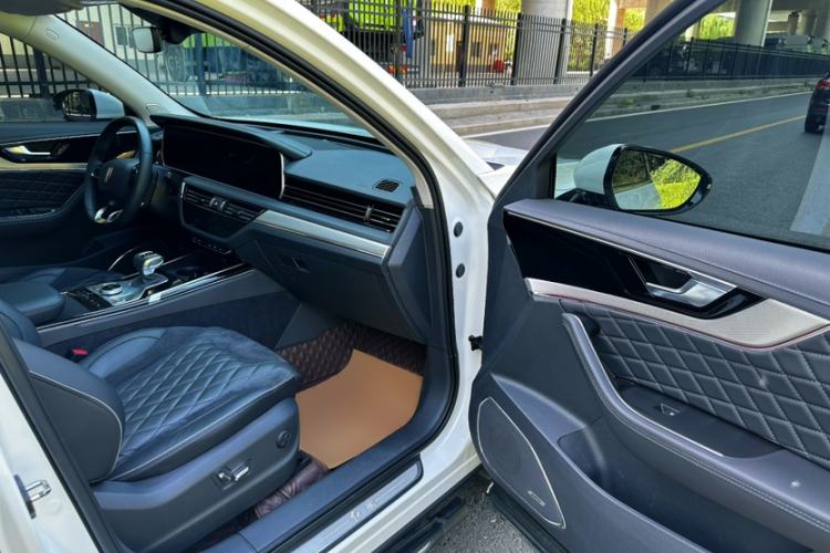 Used Hongqi HS5 2019 2.0T Smart Connect Flagship All-Wheel-Drive Version Interior 11