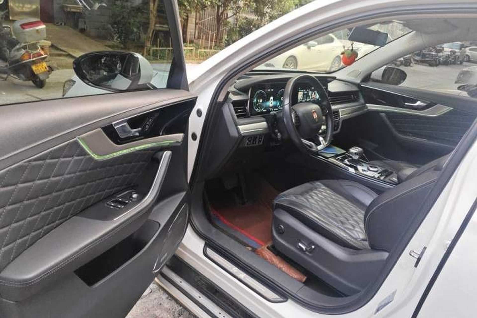 Used Hongqi HS5 2019 2.0T Smart Connect Flagship All-Wheel-Drive Version Interior 3