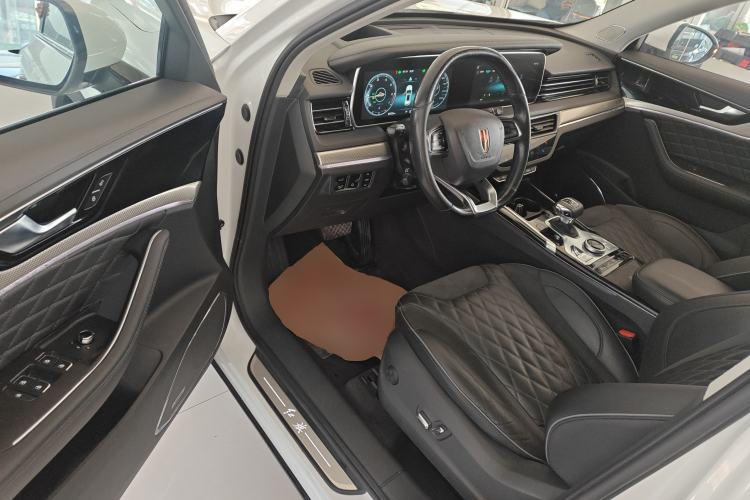 Used Hongqi HS5 2019 2.0T Smart Connect Flagship Edition Interior 3
