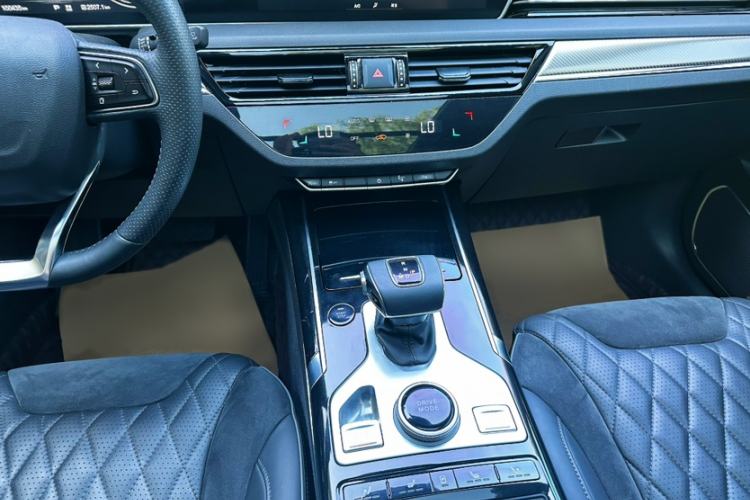 Used Hongqi HS5 2019 2.0T Smart Connect Flagship All-Wheel-Drive Version Interior 4