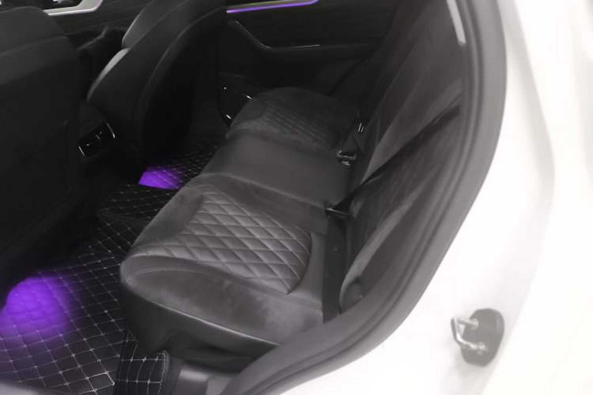 Used Hongqi HS5 2019 2.0T Smart Connect Flagship Edition Interior 4