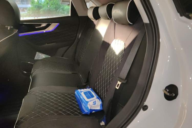 Used Hongqi HS5 2019 2.0T Smart Connect Flagship Edition Interior 4