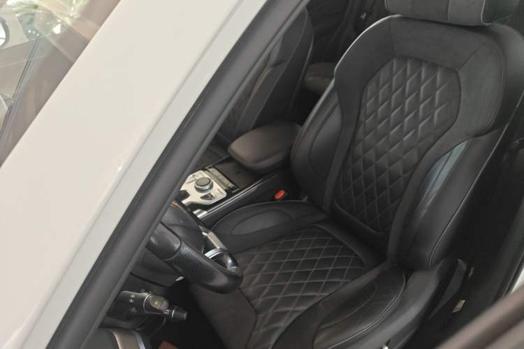 Used Hongqi HS5 2019 2.0T Smart Connect Flagship Edition Left Front Seat