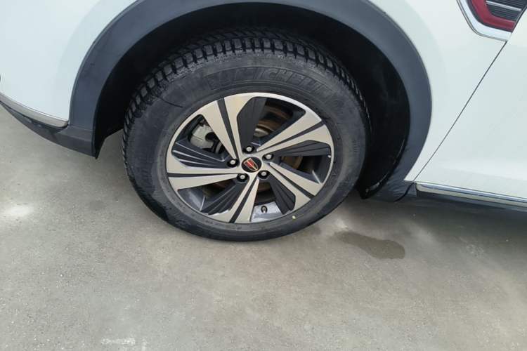 Used Hongqi HS5 2019 2.0T Smart Connect Flagship Edition Left Front Wheel Hub