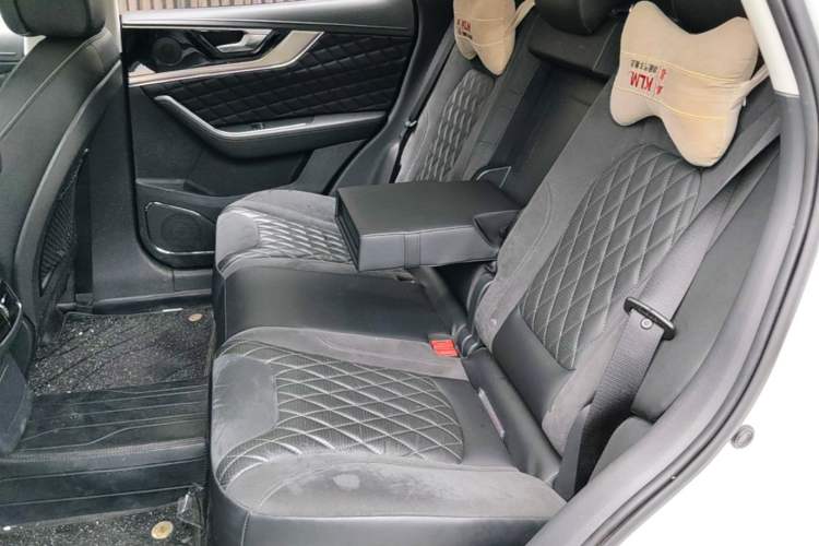 Used Hongqi HS5 2019 2.0T Smart Connect Flagship Edition Left Rear Seat