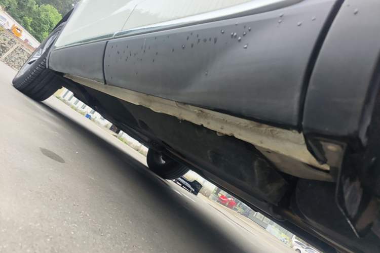 Used Hongqi HS5 2019 2.0T Smart Connect Flagship Edition Left Side Sill