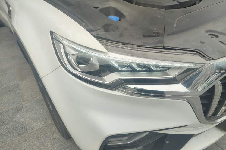 Used Hongqi HS5 2019 2.0T Smart Connect Flagship Edition Right Front Headlight