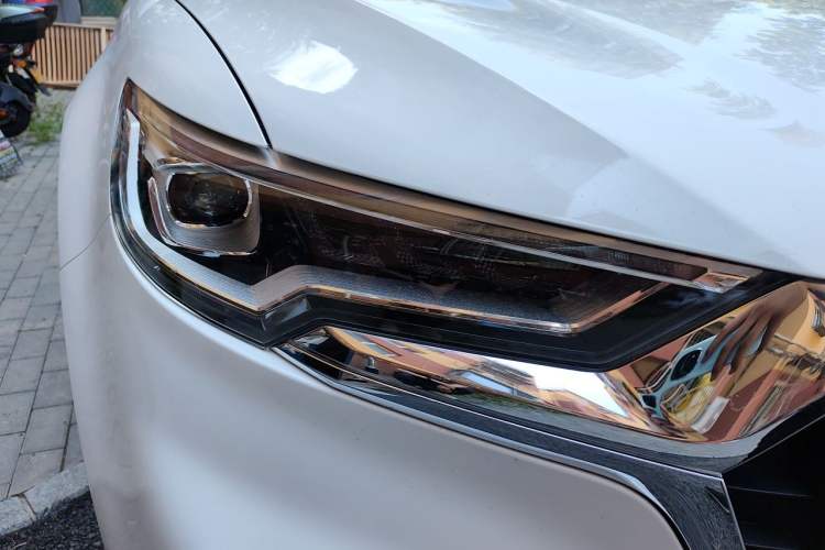 Used Hongqi HS5 2019 2.0T Smart Connect Flagship Edition Right Front Headlight