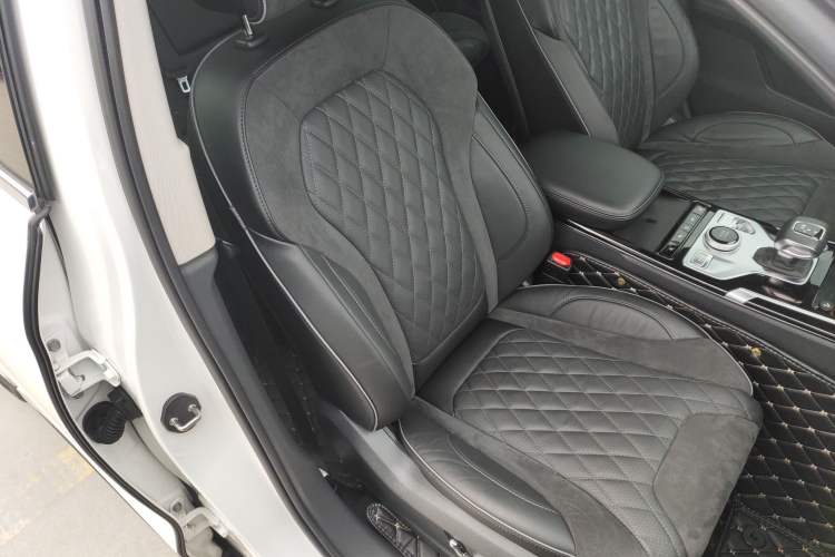 Used Hongqi HS5 2019 2.0T Smart Connect Flagship Edition Right Front Seat