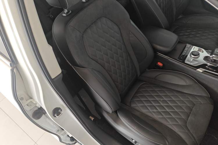 Used Hongqi HS5 2019 2.0T Smart Connect Flagship Edition Right Front Seat