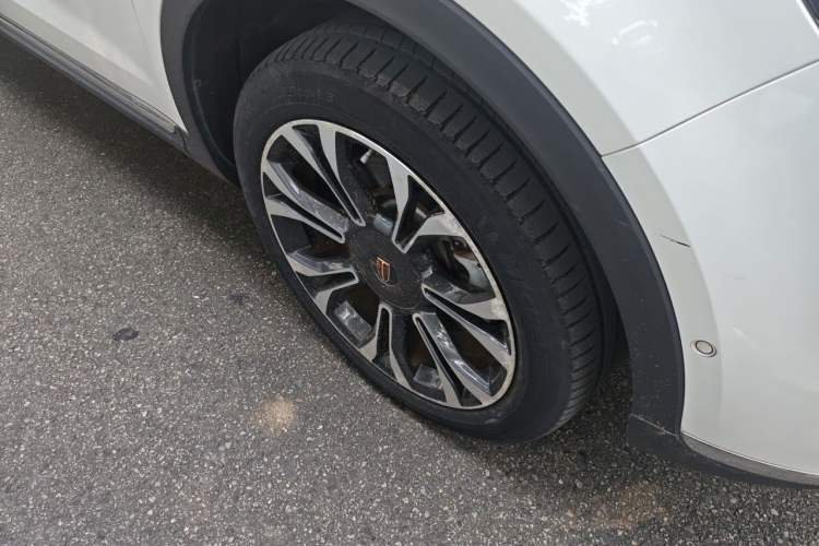 Used Hongqi HS5 2019 2.0T Smart Connect Flagship Edition Right Front Wheel Hub