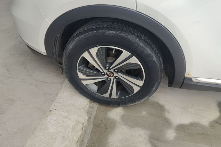 Used Hongqi HS5 2019 2.0T Smart Connect Flagship Edition Right Rear Wheel Hub