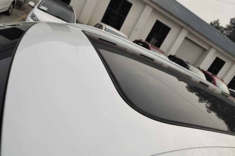 Used Hongqi HS5 2019 2.0T Smart Connect Flagship Edition Roof