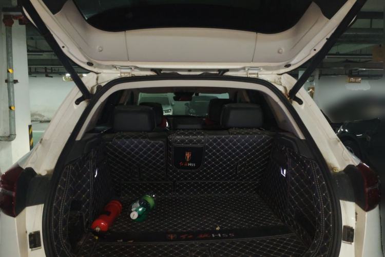 Used Hongqi HS5 2019 2.0T Smart Connect Flagship Edition Trunk