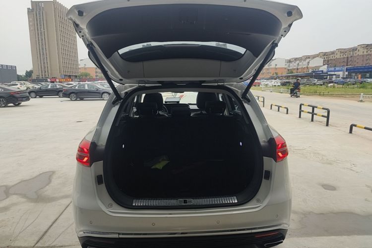 Used Hongqi HS5 2019 2.0T Smart Connect Flagship Edition Trunk