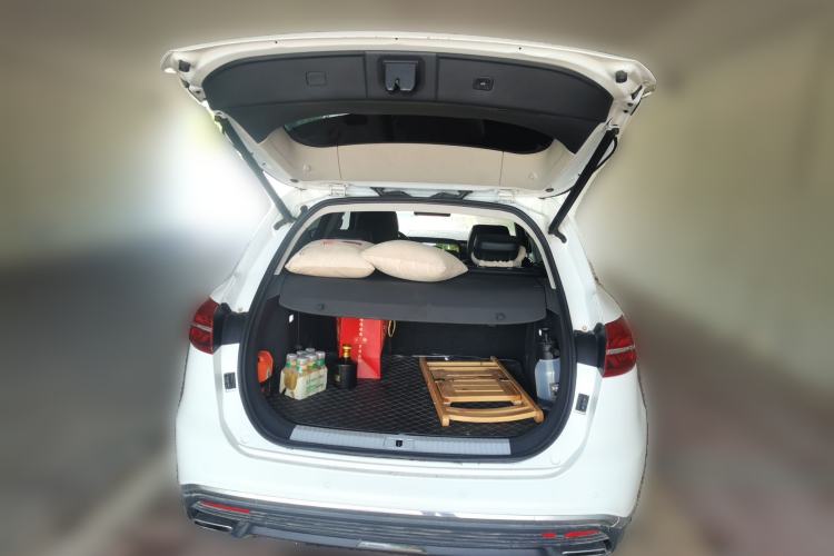 Used Hongqi HS5 2019 2.0T Smart Connect Flagship All-Wheel-Drive Version Trunk