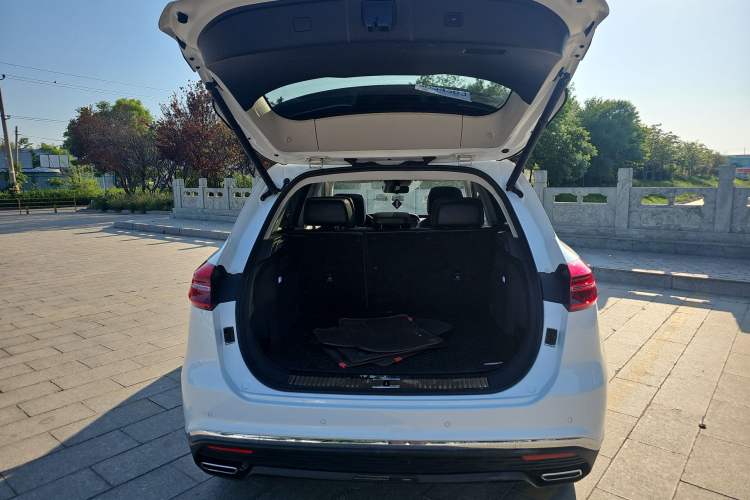 Used Hongqi HS5 2019 2.0T Smart Connect Flagship All-Wheel-Drive Version Trunk