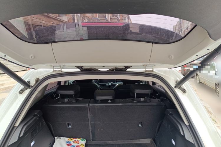 Used Hongqi HS5 2019 2.0T Smart Connect Flagship Edition Trunk