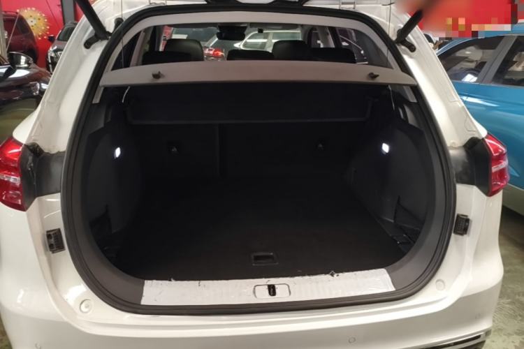 Used Hongqi HS5 2019 2.0T Smart Connect Flagship Edition Trunk
