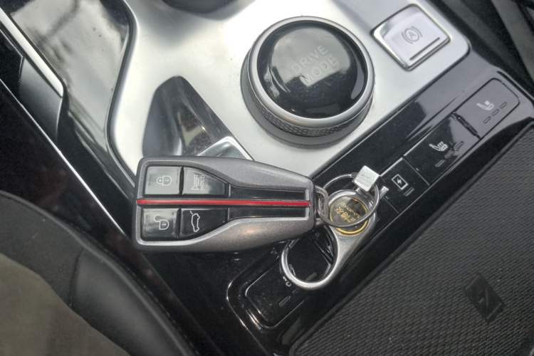 Used Hongqi HS5 2019 2.0T Smart Connect Flagship All-Wheel-Drive Version Vehicle Key