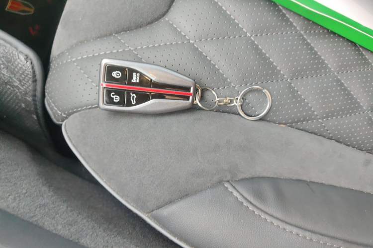 Used Hongqi HS5 2019 2.0T Smart Connect Flagship All-Wheel-Drive Version Vehicle Key