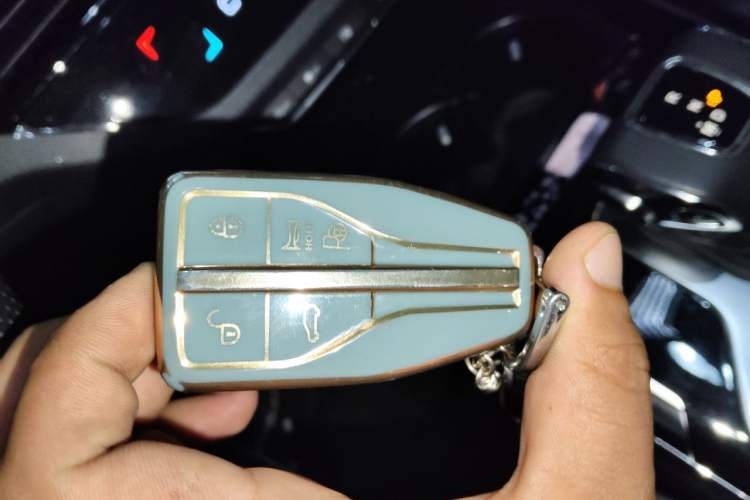 Used Hongqi HS5 2019 2.0T Smart Connect Flagship Edition Vehicle Key