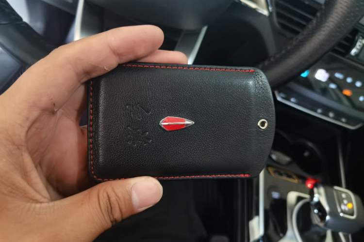 Used Hongqi HS5 2019 2.0T Smart Connect Flagship All-Wheel-Drive Version Vehicle Key