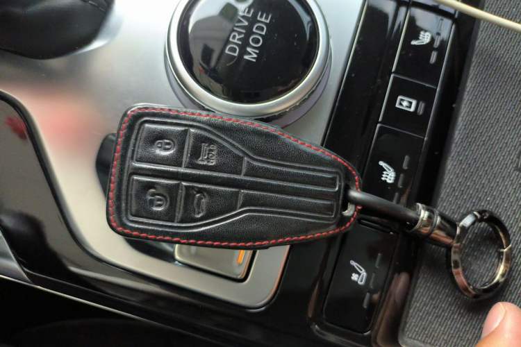 Used Hongqi HS5 2019 2.0T Smart Connect Flagship Edition Vehicle Key